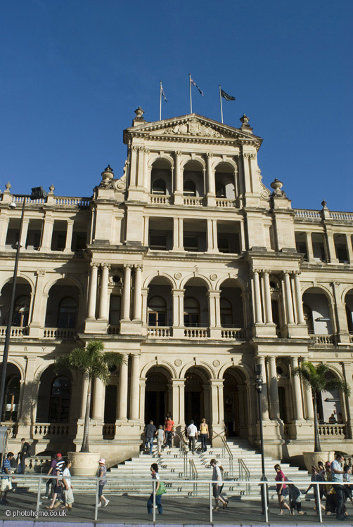 the treasury building former Queensland Government Treasury Building now houses the Conrand treasury casino